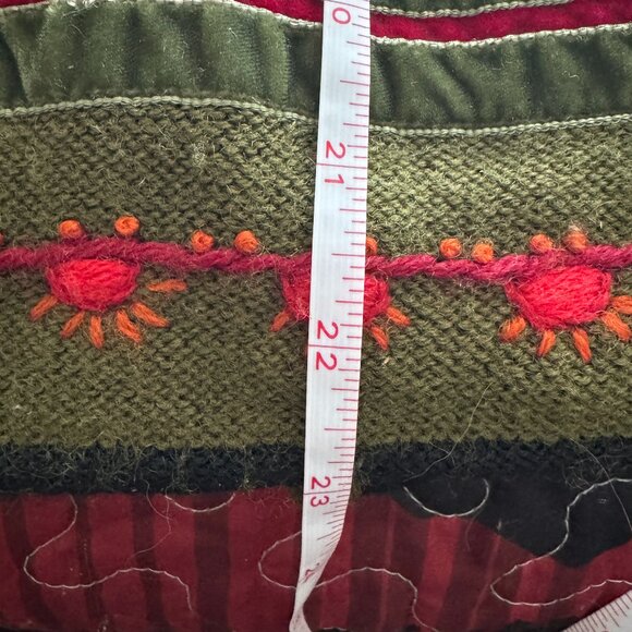 Nordic, Icelandic sweater. 100% wool. Heavy weight. Traditional closings. Size M - Picture 8 of 8